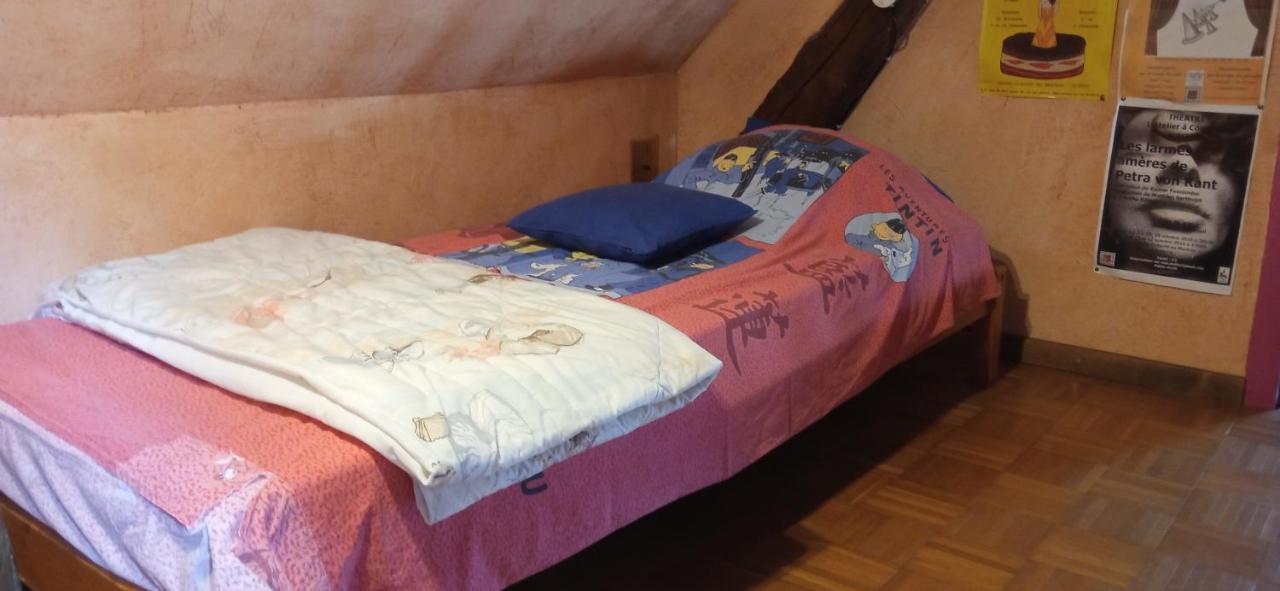 Chantilly ,Petit Dejeuner Et Table D'Hotes Possible Noyers Kültér fotó